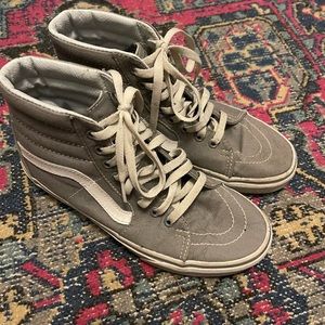 Gray high top Vans size 8